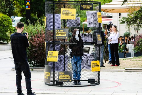 4 komunitet pa varesi